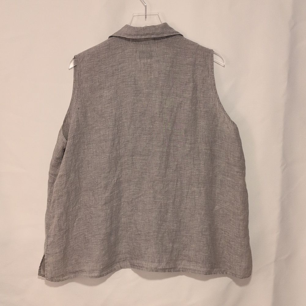 Gray 100 % LinenSleeveless Button-Down Shirt - Picture 6 of 11